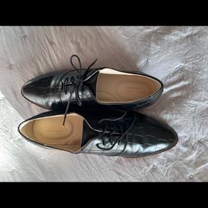 Cole Haan grand series size 71/2 worn once.